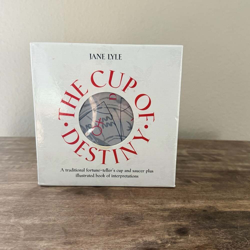 The Cup of Destiny Jane Lyle Tea Leaf Reading Fortune Teller Cup Saucer Book Set
